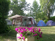 Emplacements au camping les 2 Bois à Baratier, Hautes-Alpes