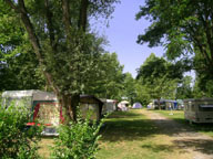 Emplacements au camping les 2 Bois à Baratier, Hautes-Alpes
