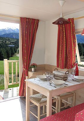 Camping Les Airelles Roulotte des Alpes