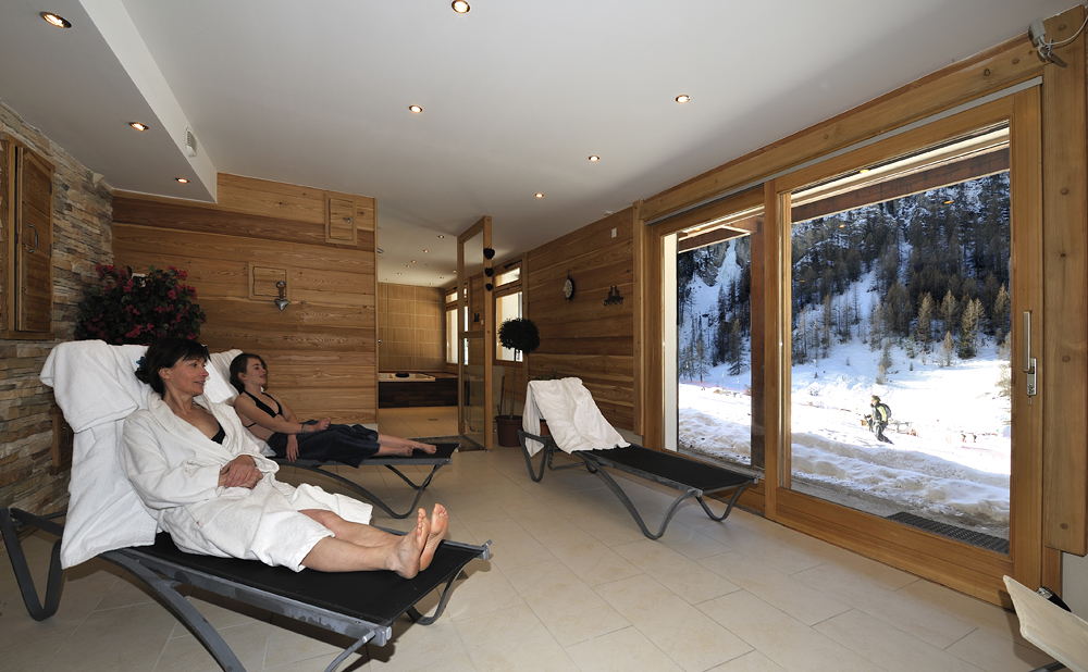 hotel spa cascade ceillac queyras hautes-alpes montagne ski randonnée